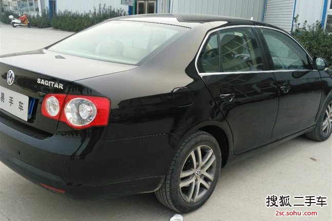 大众速腾2009款1.6L 手动时尚型