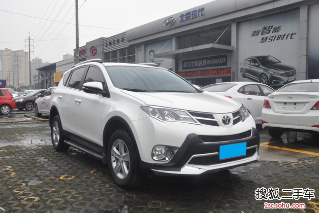 丰田RAV42013款2.0L CVT两驱都市版 