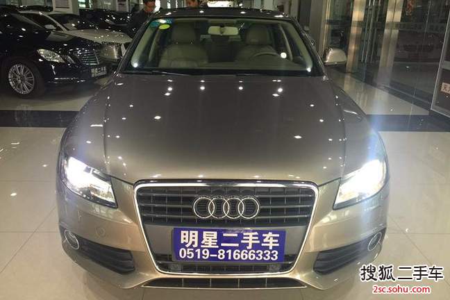 奥迪A4L2011款2.0TFSI 舒适型