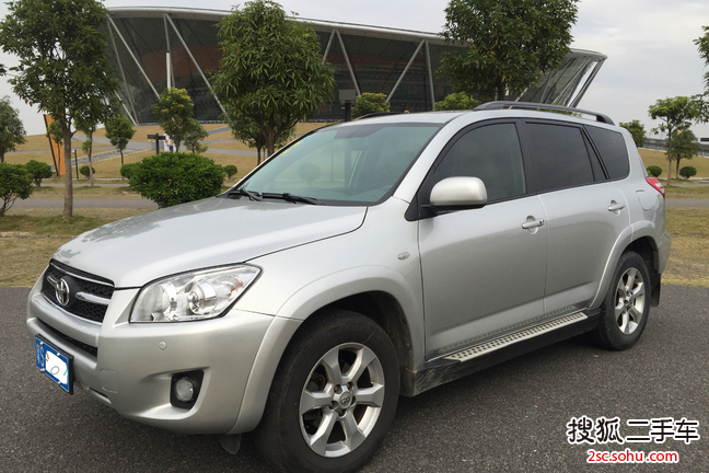 丰田RAV42009款2.4L 自动豪华版