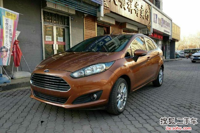 福特嘉年华三厢2013款1.5L 手动时尚型