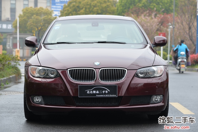 宝马3系双门2011款325i