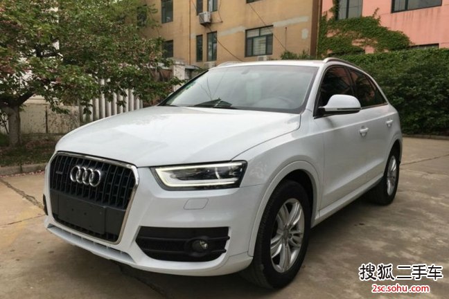 奥迪Q32016款30 TFSI 典藏版智领型