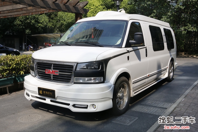 GMC Savana2013款6.0L 2500S运动版10座