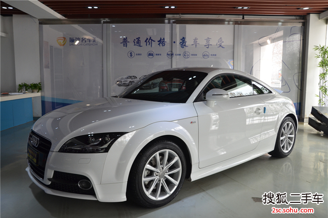 奥迪TT2014款竞技版 TT Coupe 45 TFSI 劲动型