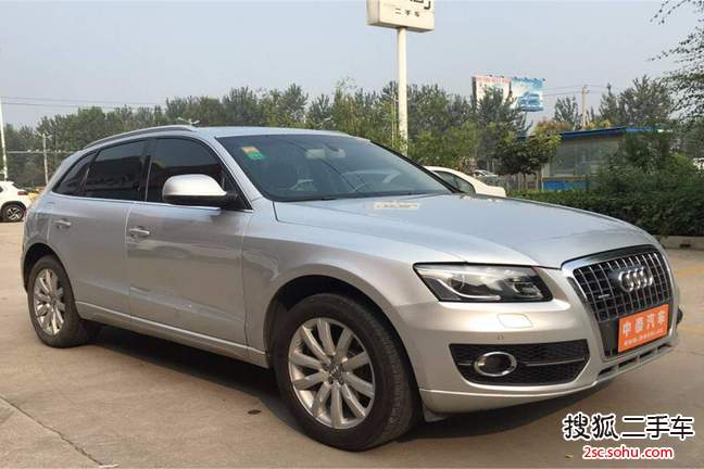 奥迪Q52010款2.0TFSI 豪华型