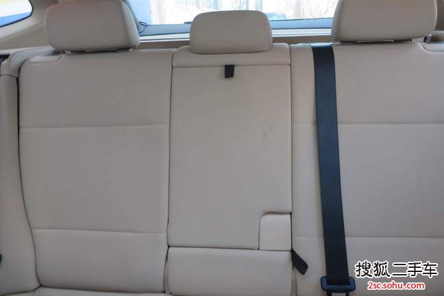 X12012sDrive18i