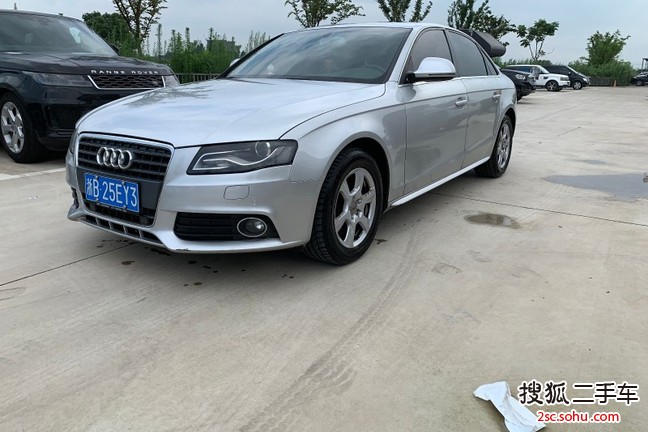 奥迪A4L2010款2.0TFSI 豪华型