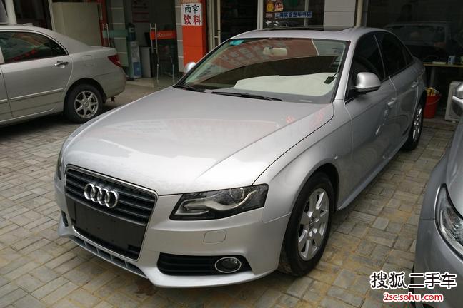 奥迪A4L2011款2.0TFSI 舒适型