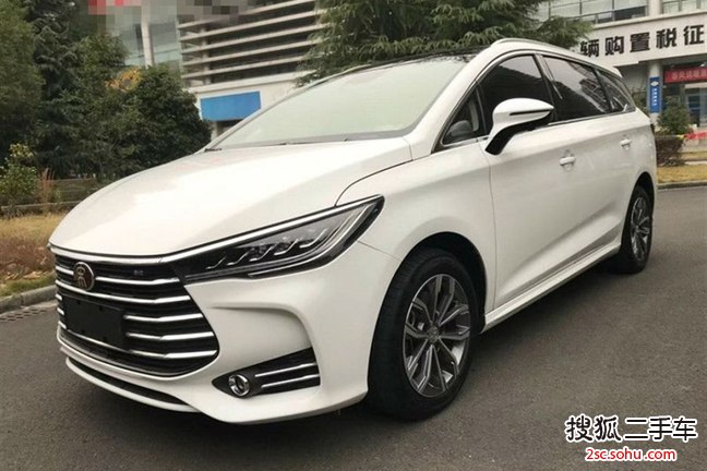 比亚迪宋MAX2019款1.5TI DCT 智联睿逸型 国V