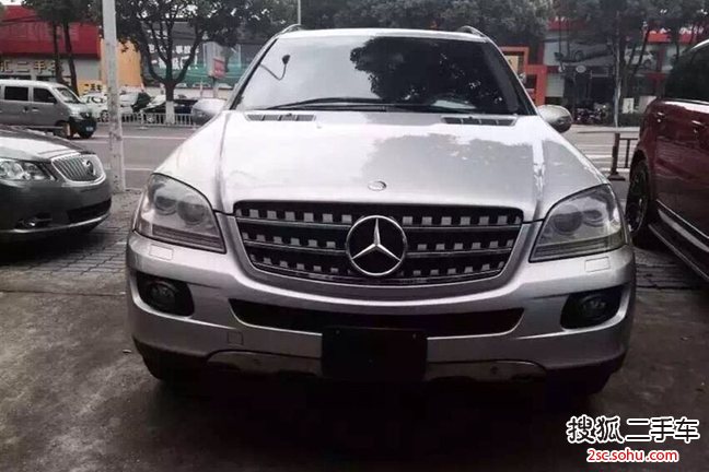 奔驰M级2006款ML350 special edition