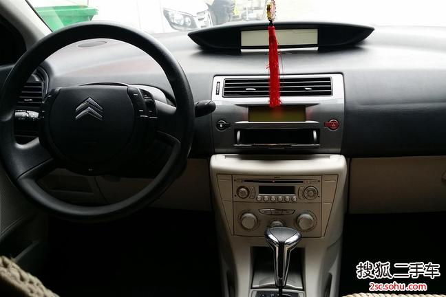 雪铁龙世嘉三厢2011款1.6L 自动 时尚型
