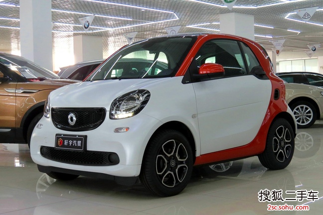 smartfortwo2016款0.9T 硬顶先锋版