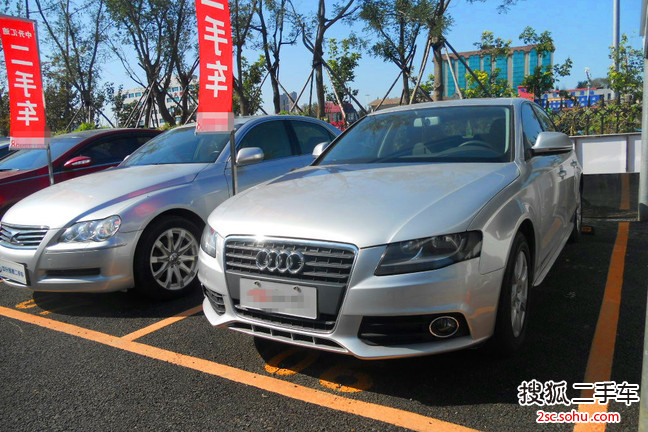 奥迪A4L2009款2.0TFSI 豪华型