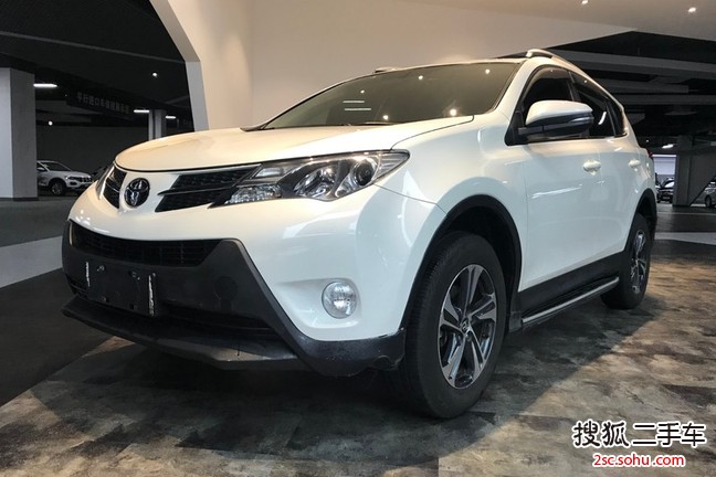 丰田RAV4荣放2015款2.0L CVT四驱风尚版