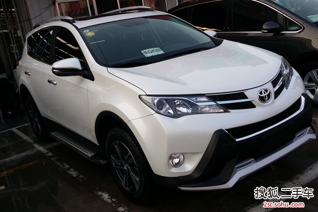 丰田RAV42015款2.0L CVT四驱新锐版