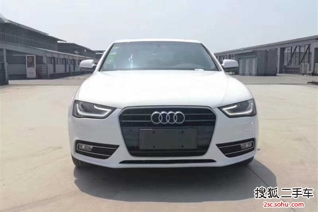 奥迪A4L2012款1.8TFSI 舒适型