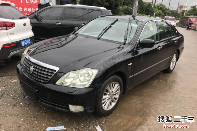 丰田皇冠2005款3.0L Royal E