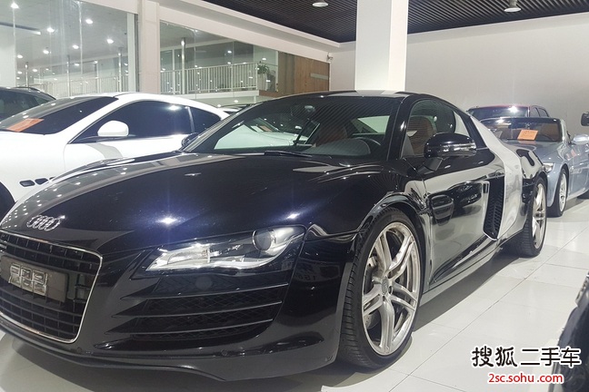 奥迪R82008款4.2FSI quattro