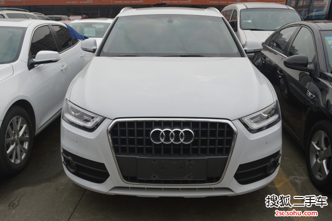 奥迪Q32015款30 TFSI 舒适型