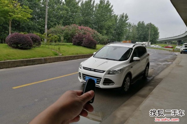 福特翼虎2013款2.0L GTDi 四驱尊贵型 