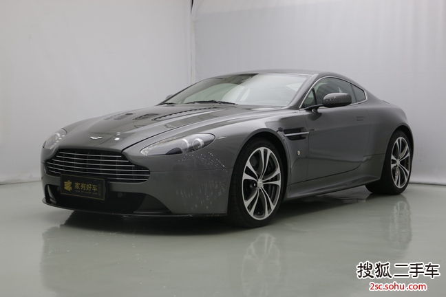 阿斯顿马丁V12 Vantage2009款6.0 Manual Coupe