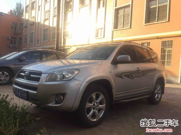 丰田RAV4荣放2010款2.4L 自动豪华升级版