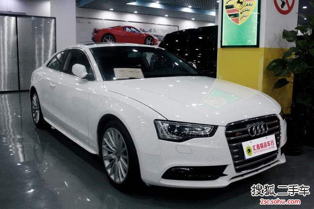 奥迪A5双门2012款2.0T quattro