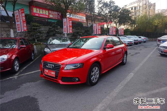 奥迪A4L2010款2.0TFSI 舒适型