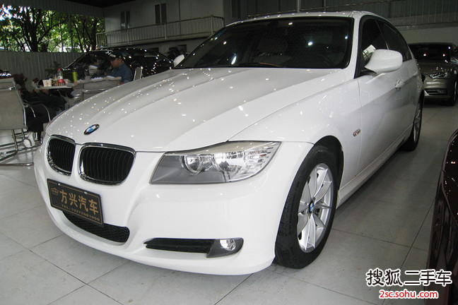 宝马3系2011款318i 领先型