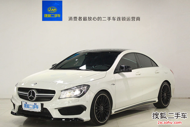 奔驰GLA45 AMG2015款GLA 45 AMG 4MATIC