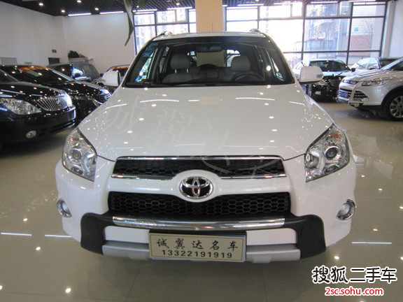 丰田RAV42011款2.4L 自动四驱至臻版 