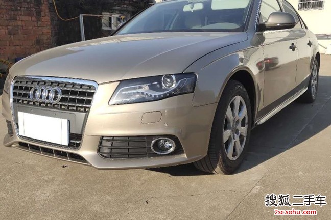 奥迪A4L2011款2.0TFSI 豪华型