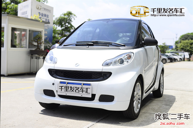 smartfortwo2011款1.0L MHD 硬顶激情版