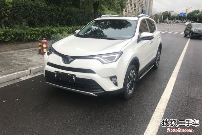 丰田RAV4荣放2018款荣放 2.5L 自动四驱精英i版