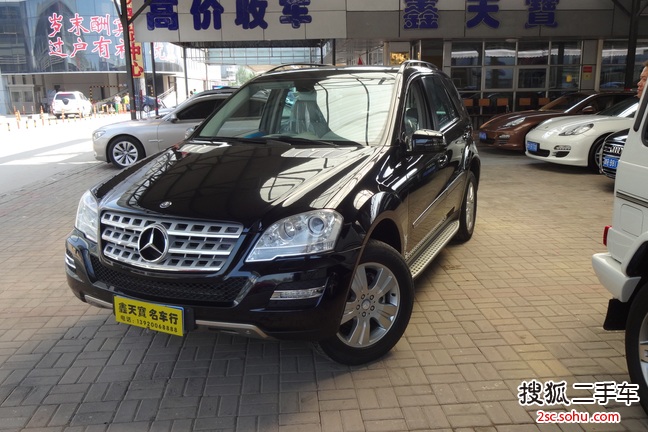 奔驰M级2010款ML300 4MATIC