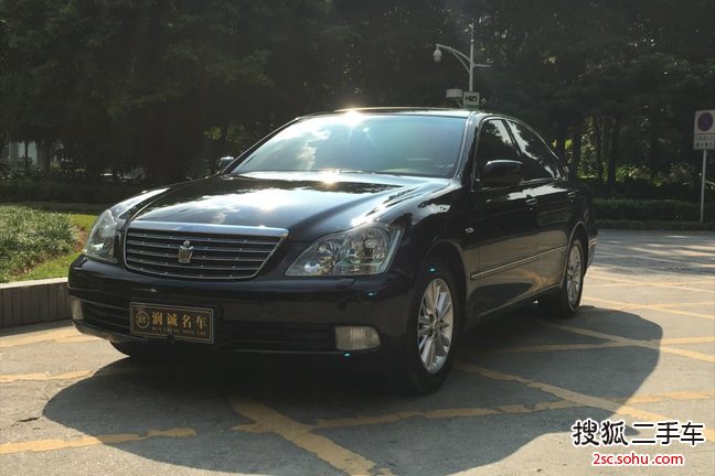 丰田皇冠2009款3.0L Royal Saloon导航强化版