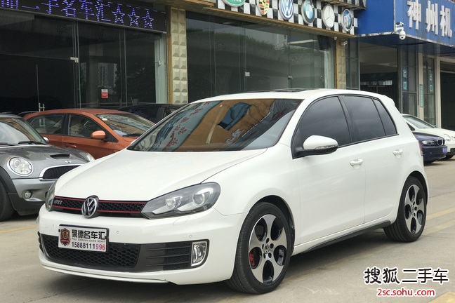 大众高尔夫GTI2012款2.0 TSI DSG 豪华版