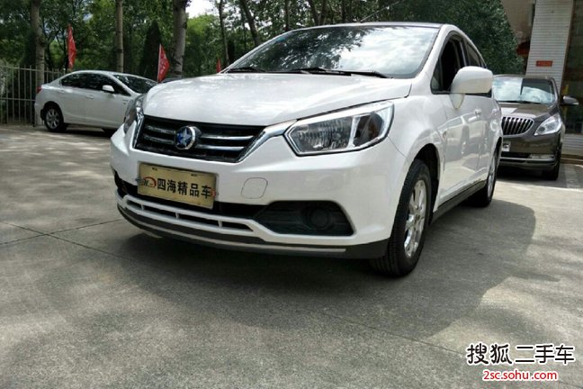 东风启辰R502015款1.6L 手动时尚版