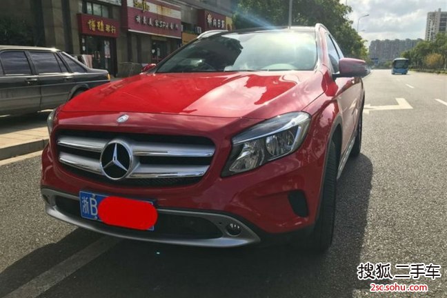 奔驰GLA级2016款GLA 200 动感型
