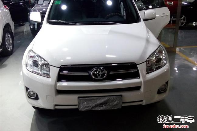 丰田RAV42010款2.0L 自动豪华升级版