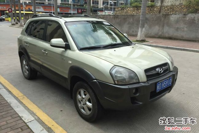 现代途胜2006款2.7L 自动四驱豪华型