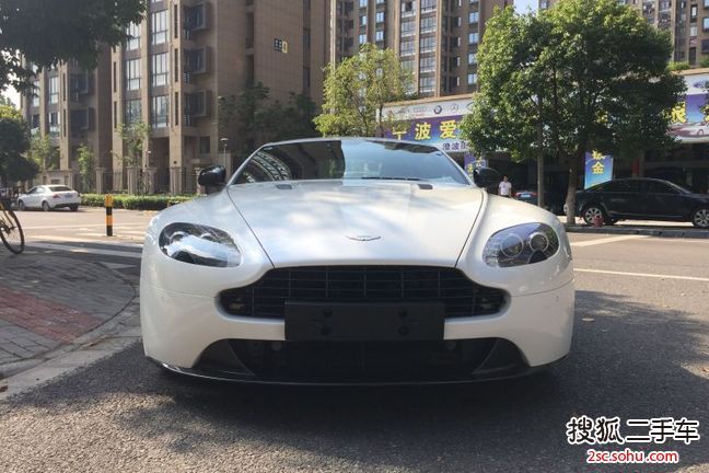 阿斯顿马丁V8 Vantage2012款4.7L S Coupe