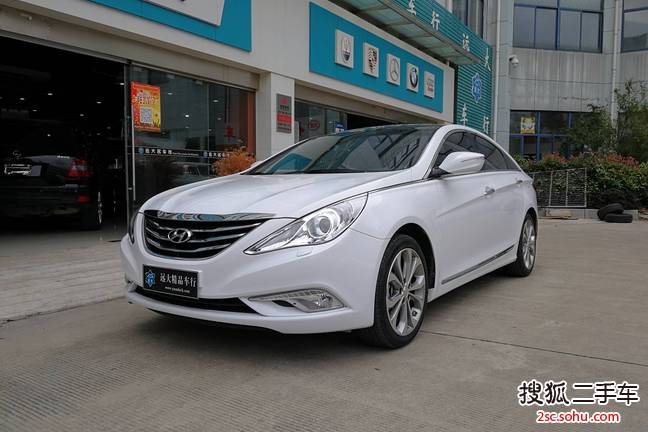 ִ2015 2.4L Զ V