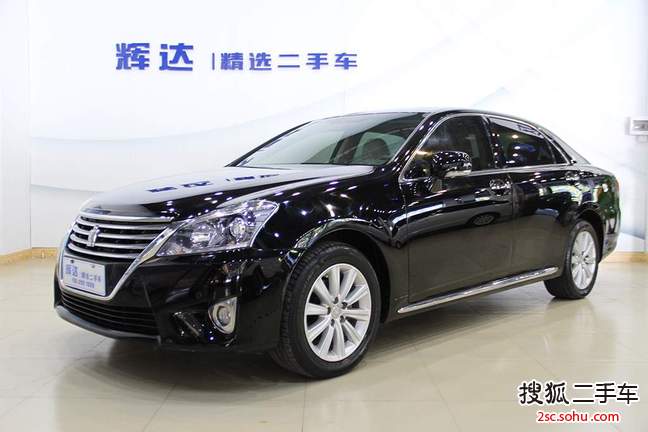 丰田皇冠2012款2.5L Royal