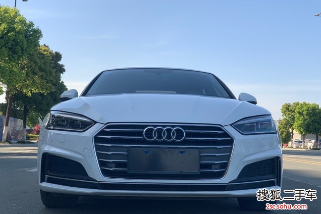 奥迪A5掀背2019款45 TFSI 运动型