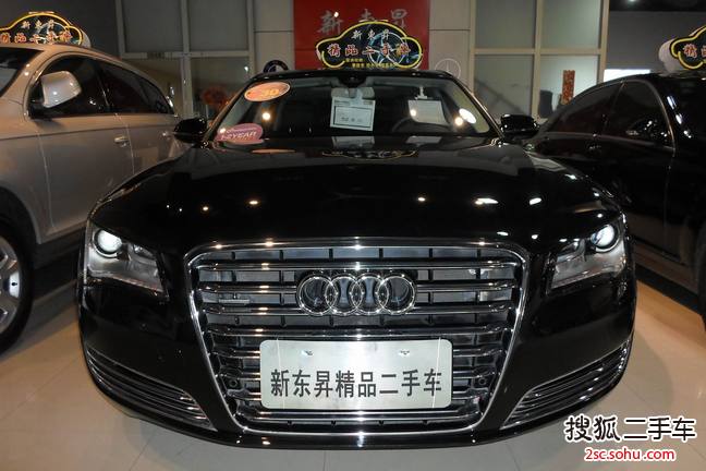 奥迪A8L2013款45 TFSI quattro舒适型