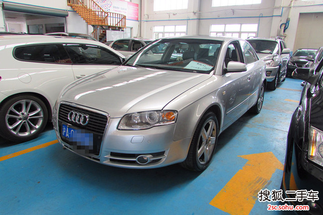 上海-奥迪a42008款2.0tfsi sline(个性风格版)