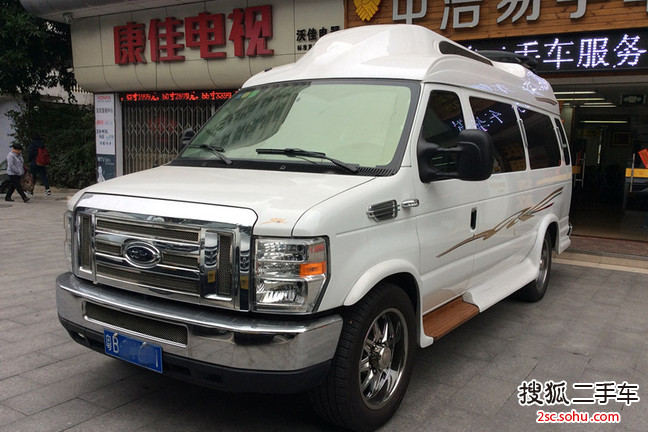 福特E3502011款5.4L 普通游艇版