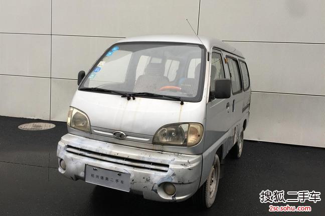 杭州-一汽吉林佳宝v702006款av6 1.0 手动 7座